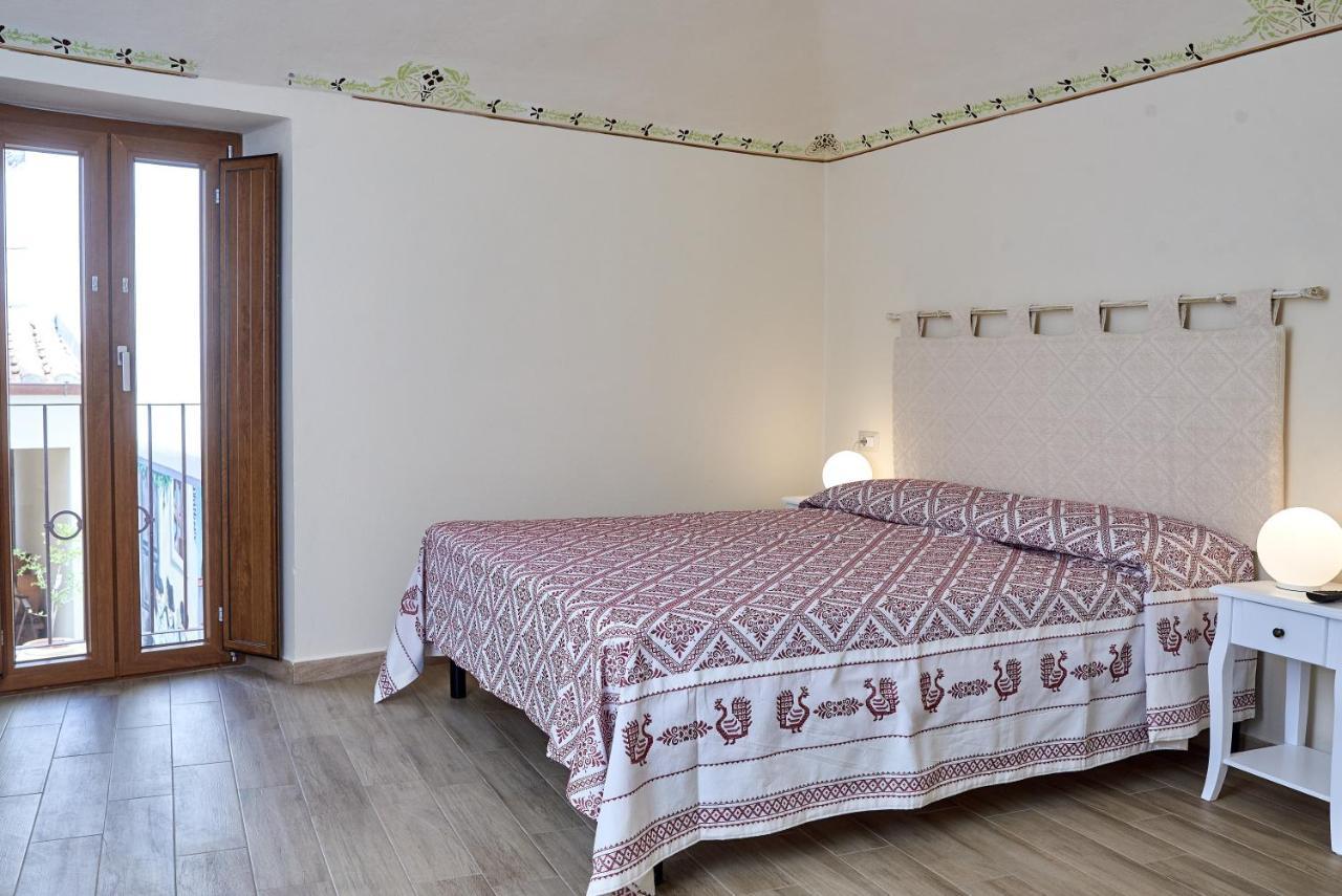 Casa Masuri, Nel Cuore Di Dorgali Dış mekan fotoğraf